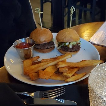 Central Bar + Restaurant - Cheese Burger Sliders - American Near Me - Bellevue, Washington