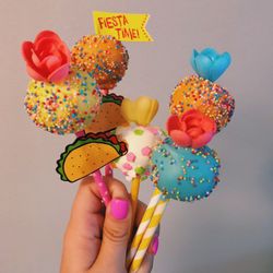It's Pop O'clock - Graduation Party Pops-2019
