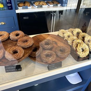 Daily Provisions - Cobble Hill - Crullers - Cafes Near Me - Brooklyn, New York