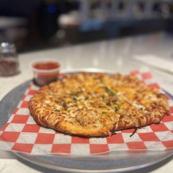 Parry's Pizzeria & Taphouse - Cheese bread - Pizza Near Me - Webster, Texas Parry's Pizzeria & Taphouse - Cheese bread - Pizza Near Me - Webster, Texas