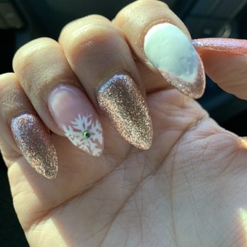 Aloha Nails & Spa - Crappy paint and dip in acrylic on index finger - Nail Salons Near Me - Las Vegas, Nevada Aloha Nails & Spa - Crappy paint and dip in acrylic on index finger - Nail Salons Near Me - Las Vegas, Nevada