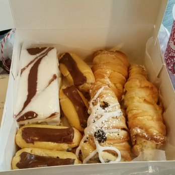 Carlo's Bakery - cake, eclairs, regular and oreo lobster tails - Bakeries Near Me - Hoboken, New Jersey