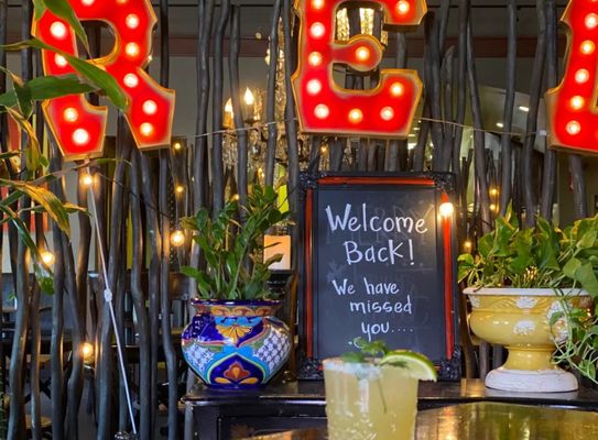 Red Table Restaurant by null