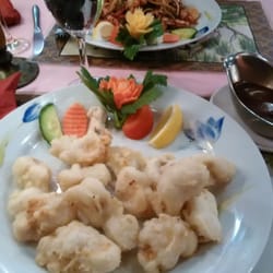 Kampuchea - Beignets de cabillaud avec riz et sauce aigre doux
