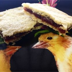 Mama's Guava Bars
