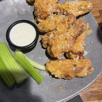 The Win Tavern 33 - Wings - Pubs Near Me - Jenison, Michigan