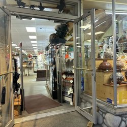 Yellowstone Gift Shop