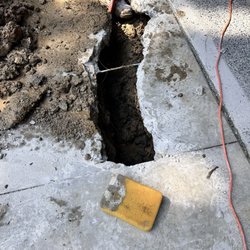 American Leak Detection - Trench on drive way