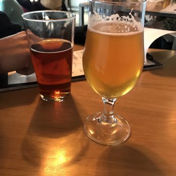 Califa Centro - Califa beers: blonde (light and crisp) and amber ale (bitter with hint of fruit) - Beer Bar Near Me - Córdoba, Colorado