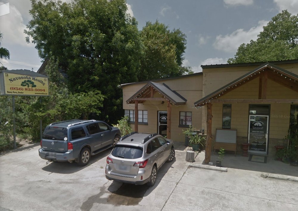 NAVASOTA REALTY Request Information 502 S Lasalle St, Navasota