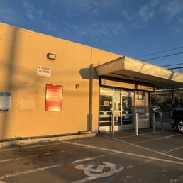 Exterior photo of Super Save Market - Stockton, California Exterior photo of Super Save Market - Stockton, California