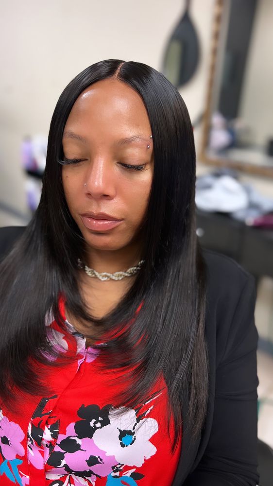 iConicallySHEA Beauty Bar Logo