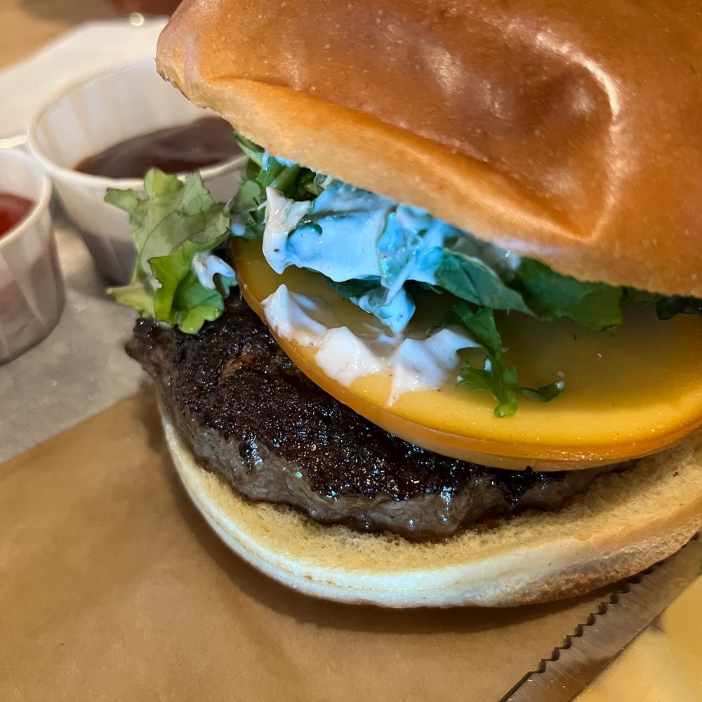 Mammoth Brewing - Damn Good Burger - Breweries Near Me - Mammoth Lakes, California Mammoth Brewing - Damn Good Burger - Breweries Near Me - Mammoth Lakes, California