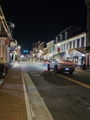 Tarbender's Lounge by null