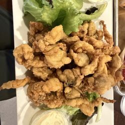 Docks Seafood - Whole belly clams