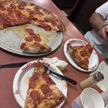 Regina Pizzeria - Oh yeah - Pizza Near Me - Boston, Massachusetts Regina Pizzeria - Oh yeah - Pizza Near Me - Boston, Massachusetts
