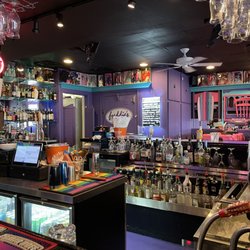 Freddie’s Beach Bar