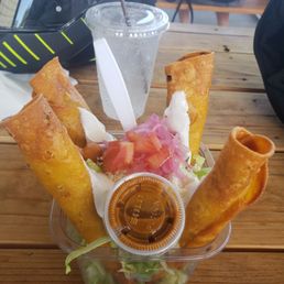 1st time trying their flautas. They taste as good as they look. My new fav!!