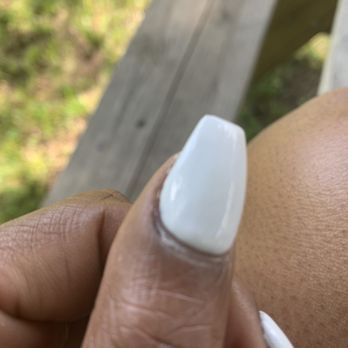 Solid Nails Spa - Gap in between my nail and the paint. It also is not flat and the paint is chipping on the sides. - Nail Salons Near Me - Rock Hill, South Carolina Solid Nails Spa - Gap in between my nail and the paint. It also is not flat and the paint is chipping on the sides. - Nail Salons Near Me - Rock Hill, South Carolina