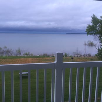 Baymont by Wyndham St. Ignace Lakefront - View of Lake Huron - Hotels Near Me - Saint Ignace, Michigan
