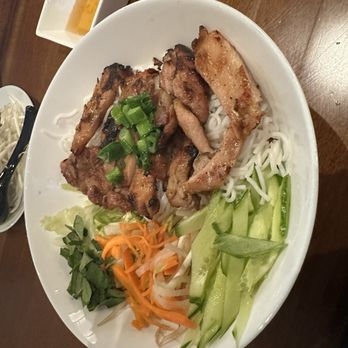 Viet Fire Kitchen - Combo Deal 32. Grilled Chicken Vermicelli, spring roll and drink - Vietnamese Near Me - Ashburn, Virginia