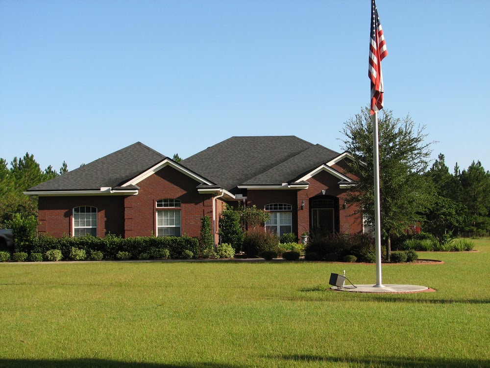 Slide of Lev-Con General Contractors