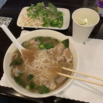 Pho Hot - Steak and brisket pho - Vietnamese Near Me - Glendale, California Pho Hot - Steak and brisket pho - Vietnamese Near Me - Glendale, California