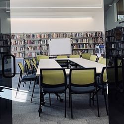 Temple Beth Torah - Torah study room and library