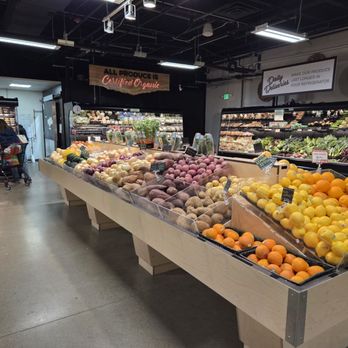 MOM's Organic Market - Grocery Near Me - Paramus, New Jersey MOM's Organic Market - Grocery Near Me - Paramus, New Jersey