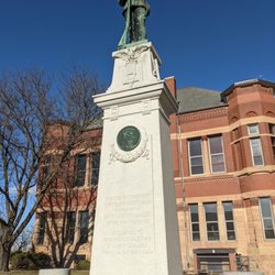 Freeborn County Union Soldiers and Sailors Monument - Freeborn County Union Soldiers and Sailors Monument