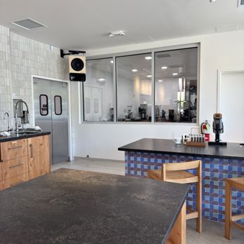 Desert Kid Coffee - Pour over coffee place - Coffee Roasteries Near Me - Palm Desert, California