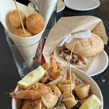 Calamari & liquori - Bars Near Me - Monopoli, BA