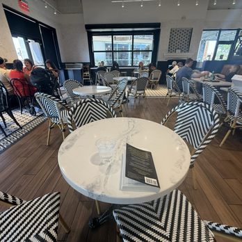 Paris Baguette - Bakeries Near Me - Scottsdale, Arizona