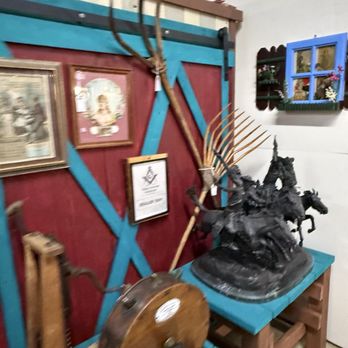 King Richard's Antique Center - Antiques Near Me - Whittier, California