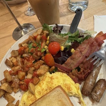 Popping Yolk Cafe - Classic Breakfast - Breakfast & Brunch Near Me - Pasadena, California Popping Yolk Cafe - Classic Breakfast - Breakfast & Brunch Near Me - Pasadena, California