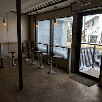 Local's Cafe - Inside seating - Cafes Near Me - Port Jefferson, New York
