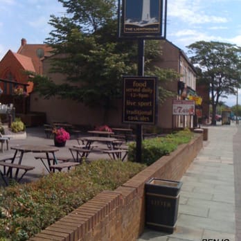 Lighthouse Inn - Pubs Near Me - Wallasey, XMS