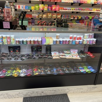 EARTH AND CIGAR SMOKE SHOP - Updated June 2026 - 13 Photos - 6803 Preston  Rd, Frisco, Texas - Tobacco Shops - Phone Number