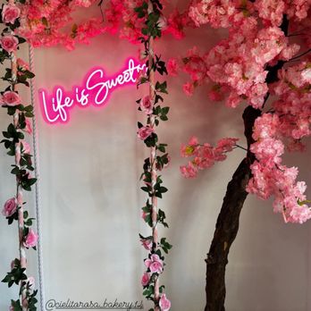 Cielito Rosa Bakery & Cafe - Bakeries Near Me - Mesa, Arizona