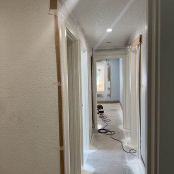 Edgar S Painting - Interior trim work - Painters Near Me Edgar S Painting - Interior trim work - Painters Near Me