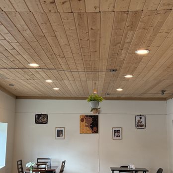 Highland Spice Cafe - Interior wall arts - Ethiopian Near Me - Portland, Oregon Highland Spice Cafe - Interior wall arts - Ethiopian Near Me - Portland, Oregon
