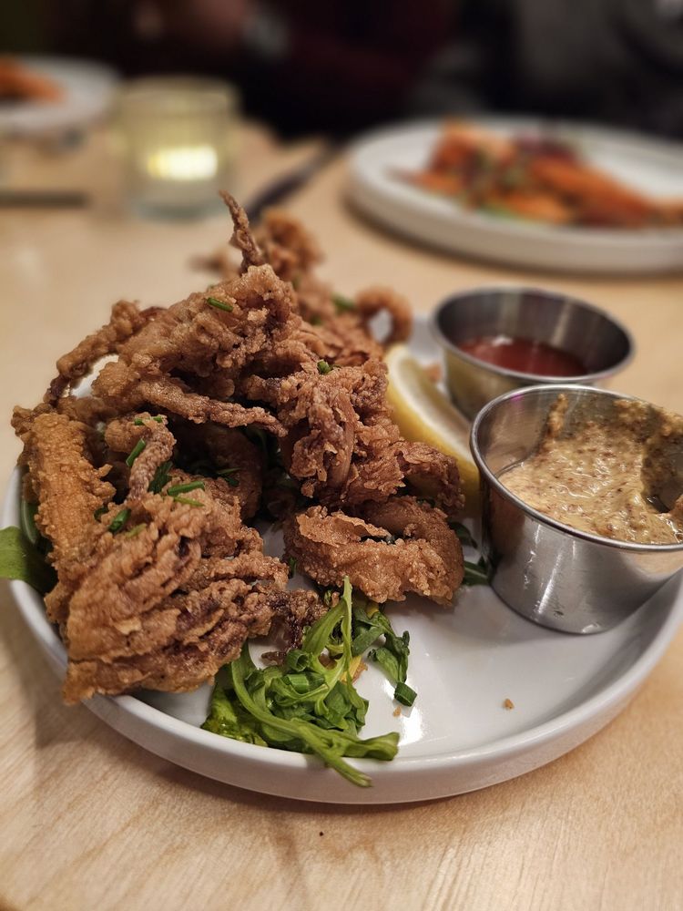 Social spots from Nafsi