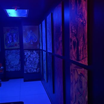 The Magicians Room - Blue light makes everything more magical - Magicians Near Me - Las Vegas, Nevada The Magicians Room - Blue light makes everything more magical - Magicians Near Me - Las Vegas, Nevada