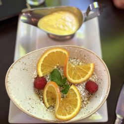 The Errigle Inn - Apple and cinnamon crumble (with custard).