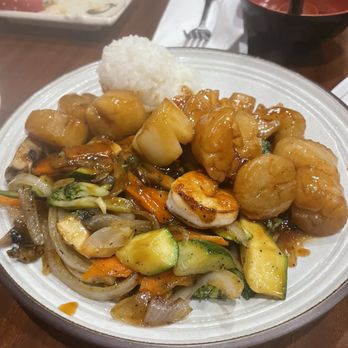 KANZI - 7 oz. Scallops Hibachi - Sushi Bars Near Me - The Colony, Texas