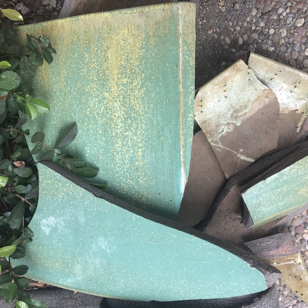 Lugg - Broken! - Movers Near Me Lugg - Broken! - Movers Near Me
