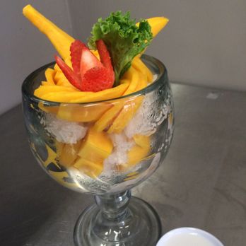 Happy Thai Restaurant - Thai Near Me - Long Beach, California