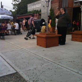Greenwood Park - Beer Gardens Near Me - Brooklyn, New York