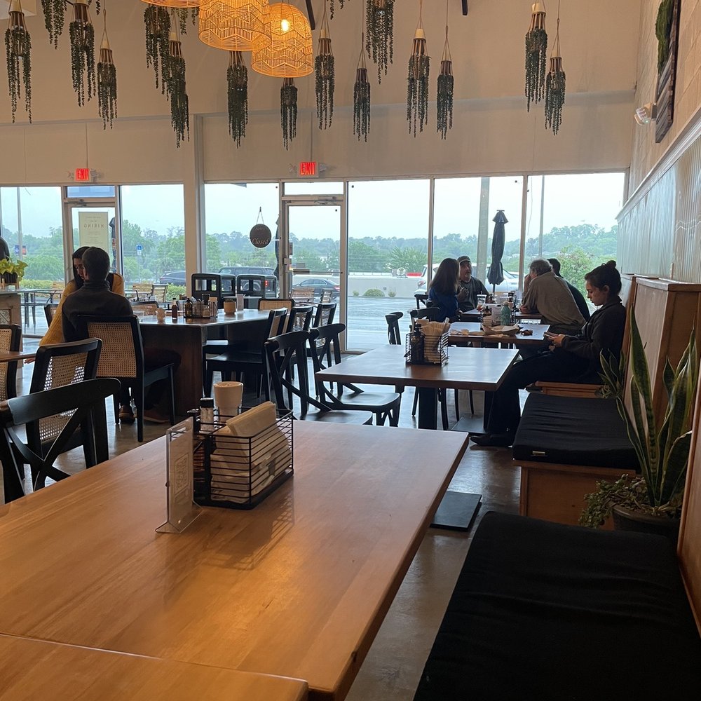 Cilantro Tacos - Seating area - Tacos Near Me - Newberry, Florida Cilantro Tacos - Seating area - Tacos Near Me - Newberry, Florida