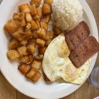 Aloha Kitchen - Ono of spam, over easy eggs, potatoes, and rice. - Breakfast & Brunch Near Me - Honolulu, Hawaii Aloha Kitchen - Ono of spam, over easy eggs, potatoes, and rice. - Breakfast & Brunch Near Me - Honolulu, Hawaii